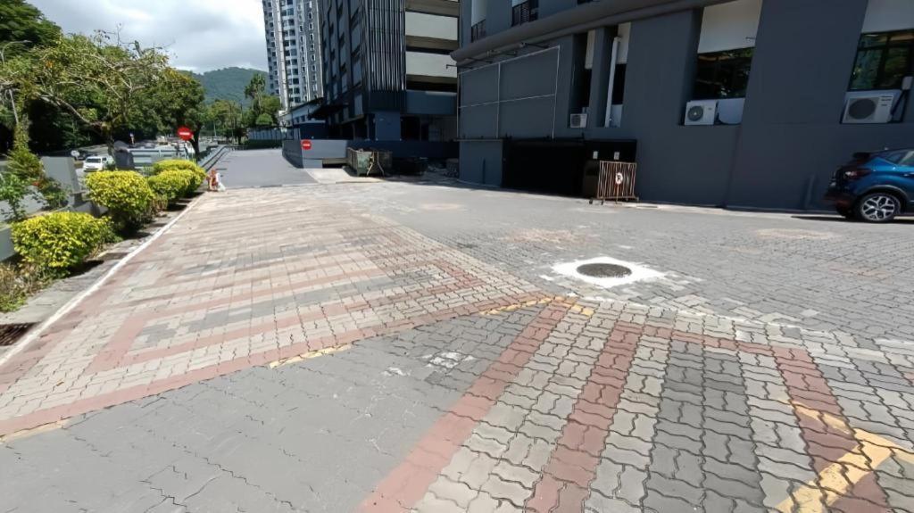 ホテル スタリオンズ スイーツ ペナン Jelutong エクステリア 写真